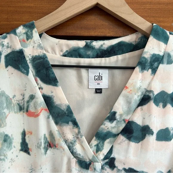 Cabi Womens Gelato Top Size XS Peach Teal Watercolor Stripe Sleeveless #5035 - Picture 5 of 5